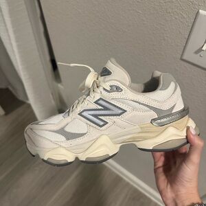 New Balance Women's Cream and Silver Sneakers